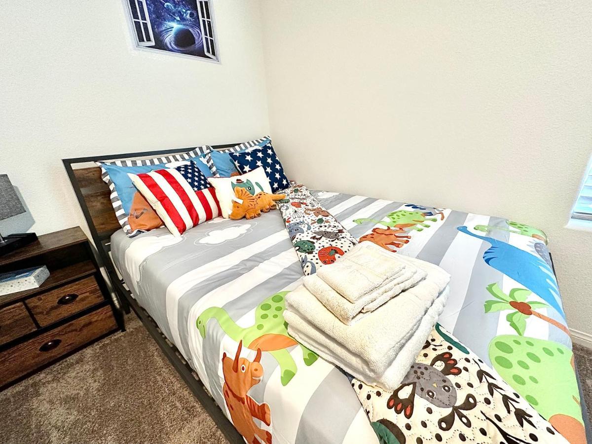Spacious House, 5 Bedrooms, Sleeps 12, Near Las Vegas Strip And Airport Extérieur photo